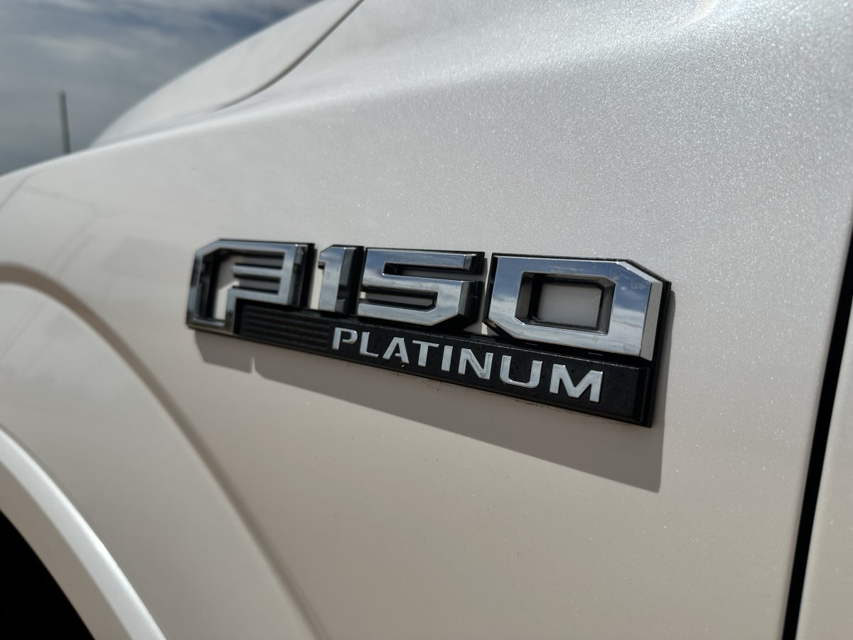 Used 2016 Ford F150 Platinum w/ Equipment Group 701A Luxury AWD/4WD image 13