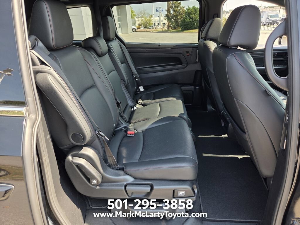 Used 2025 Honda Odyssey Sport-L image 15