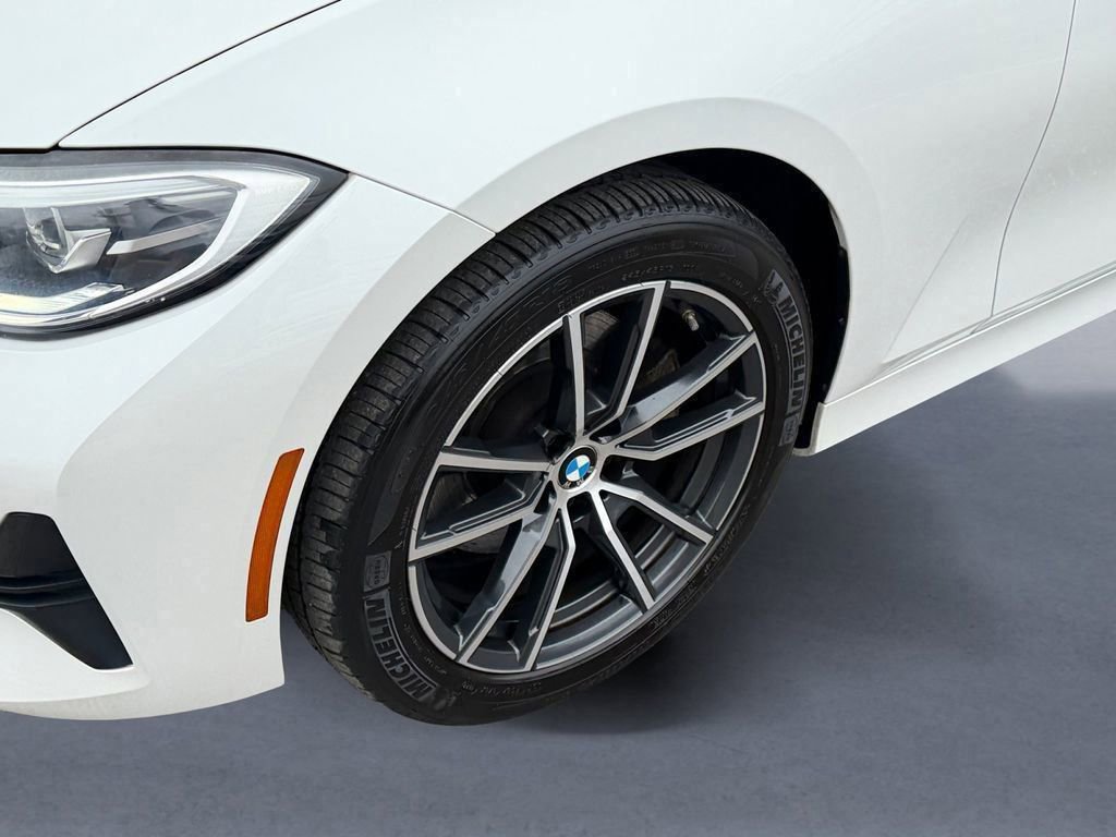 Used 2022 BMW 330i xDrive Sedan w/ Premium Package image 7