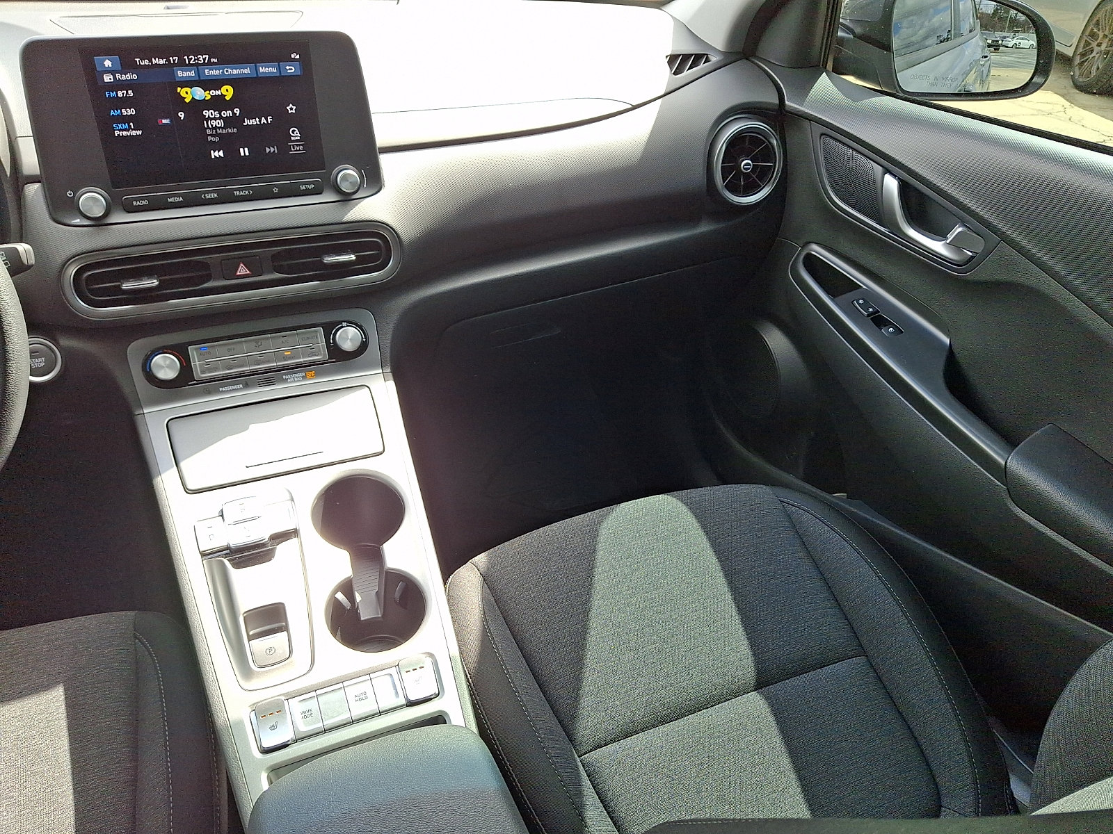 Certified 2023 Hyundai Kona SE w/ Cargo Package image 16