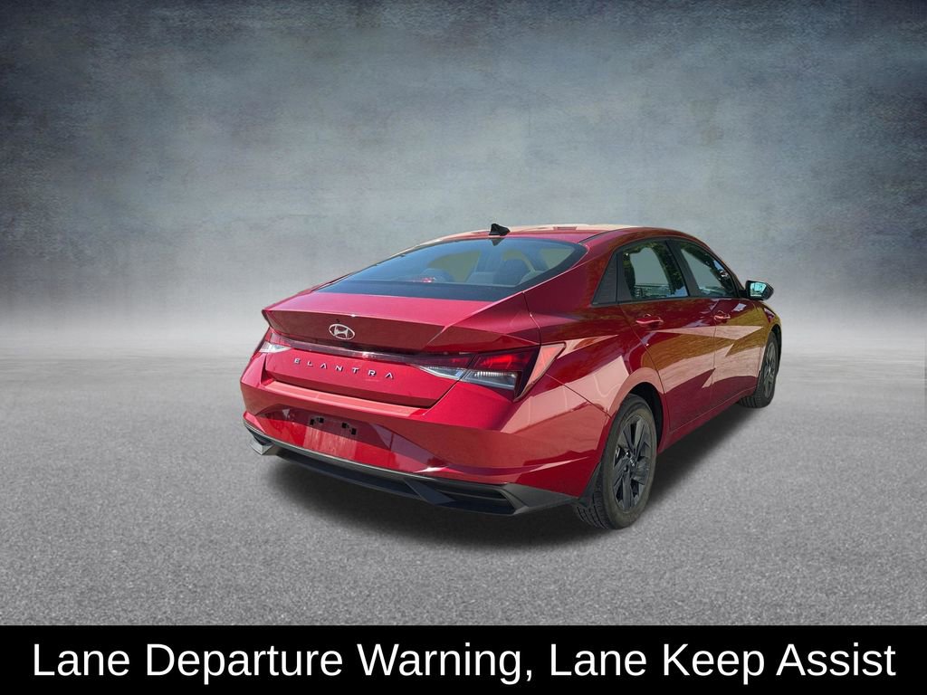 Used 2023 Hyundai Elantra SEL FWD image 6