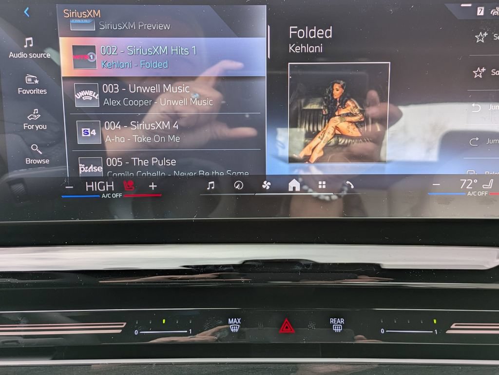 New 2026 BMW 530i xDrive w/ Premium Package AWD/4WD image 24