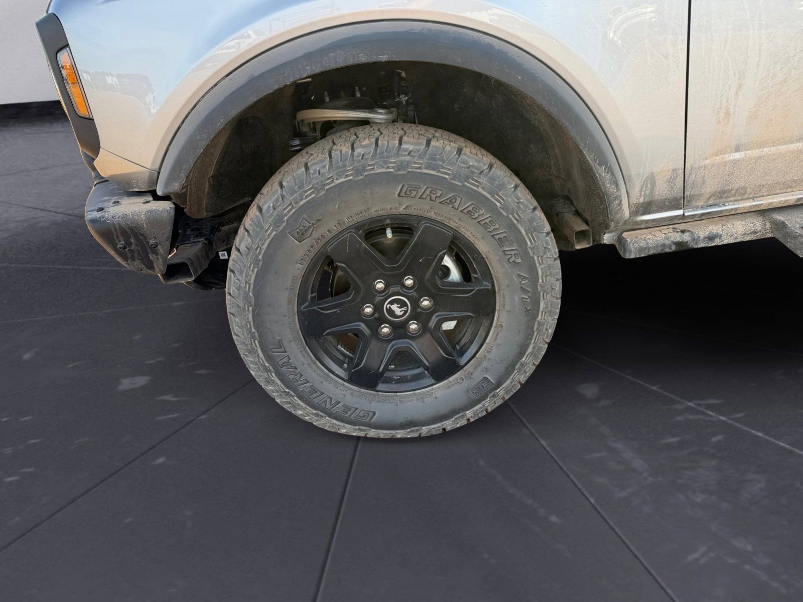 Used 2024 Ford Bronco Black Diamond image 14