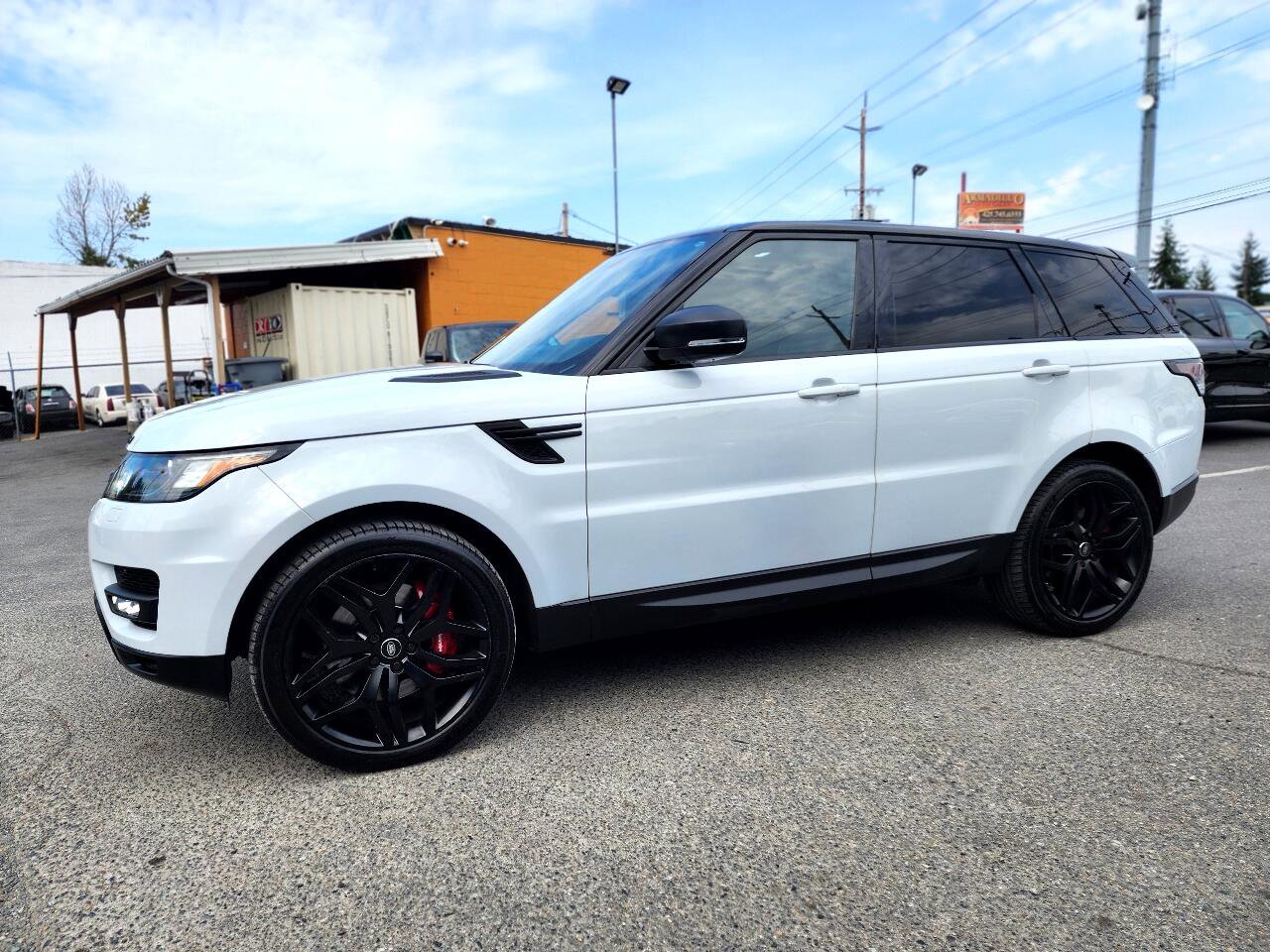 Used 2016 Land Rover Range Rover Sport Supercharged image 11
