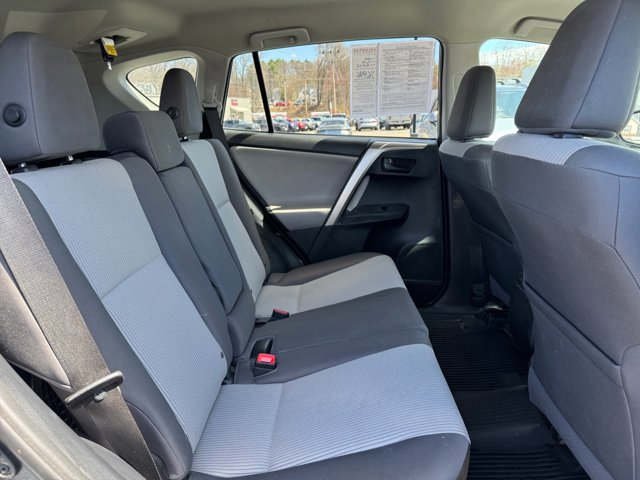 Used 2015 Toyota RAV4 LE AWD/4WD image 26