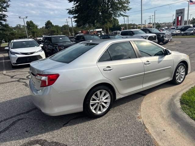 Used 2013 Toyota Camry XLE w/ Leather Pkg FWD image 7