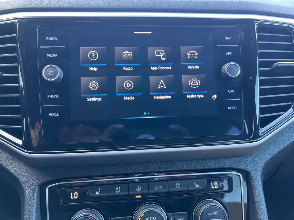 Used 2023 Volkswagen Atlas Cross Sport SEL Premium R-Line image 22