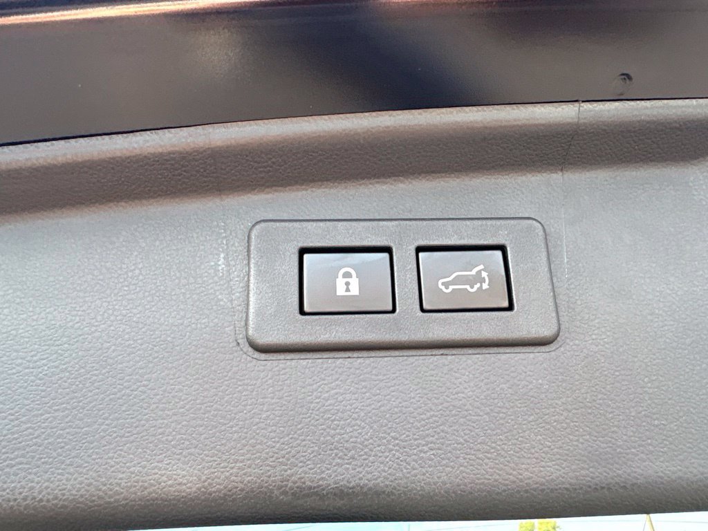 Certified 2023 Subaru Outback Touring AWD/4WD image 27