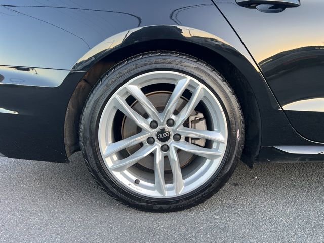 Used 2023 Audi A4 2.0T Premium Plus image 5