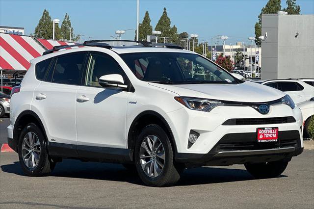 Certified 2017 Toyota RAV4 XLE w/ Convenience Package AWD/4WD image 5