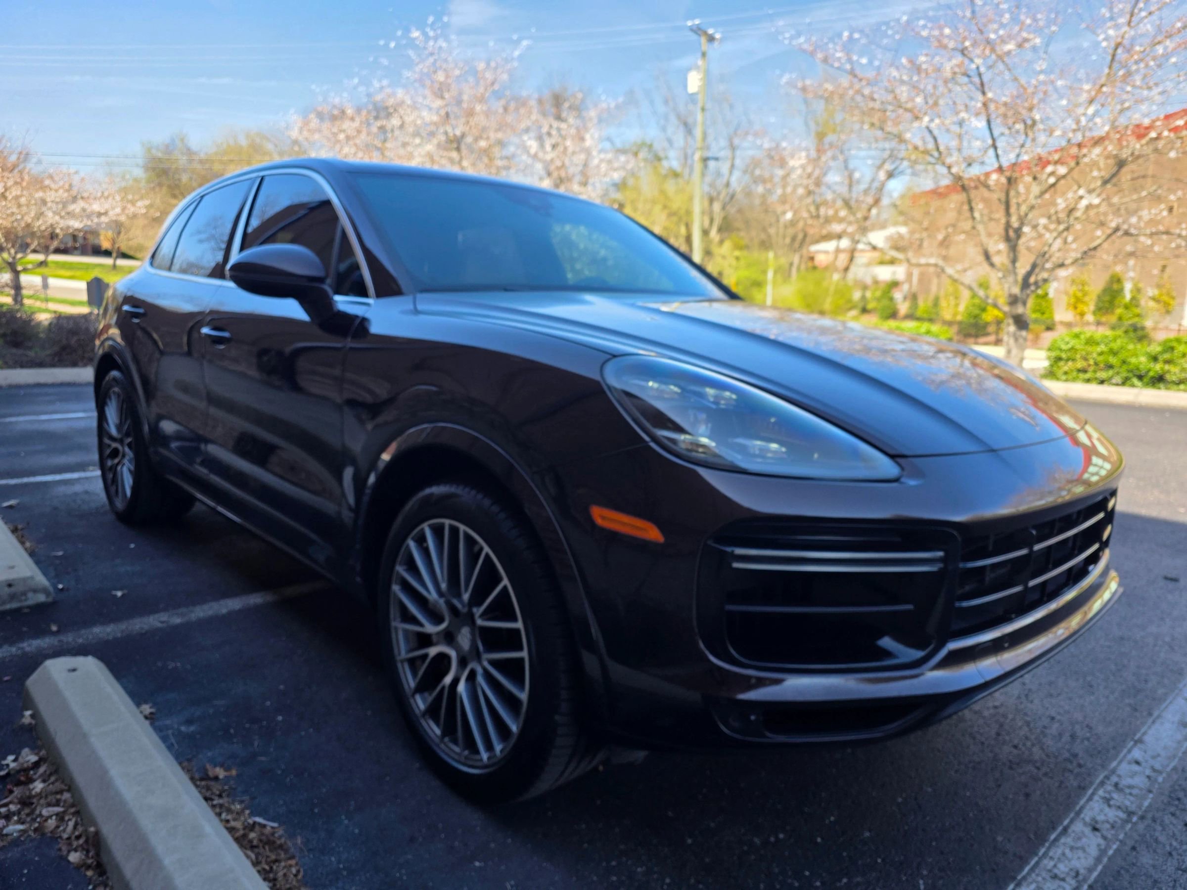 Used 2019 Porsche Cayenne Turbo image 5