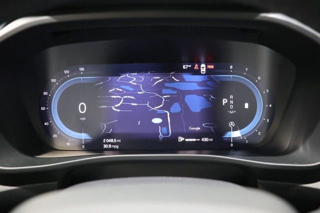 Used 2025 Volvo XC40 B5 Plus AWD/4WD image 22