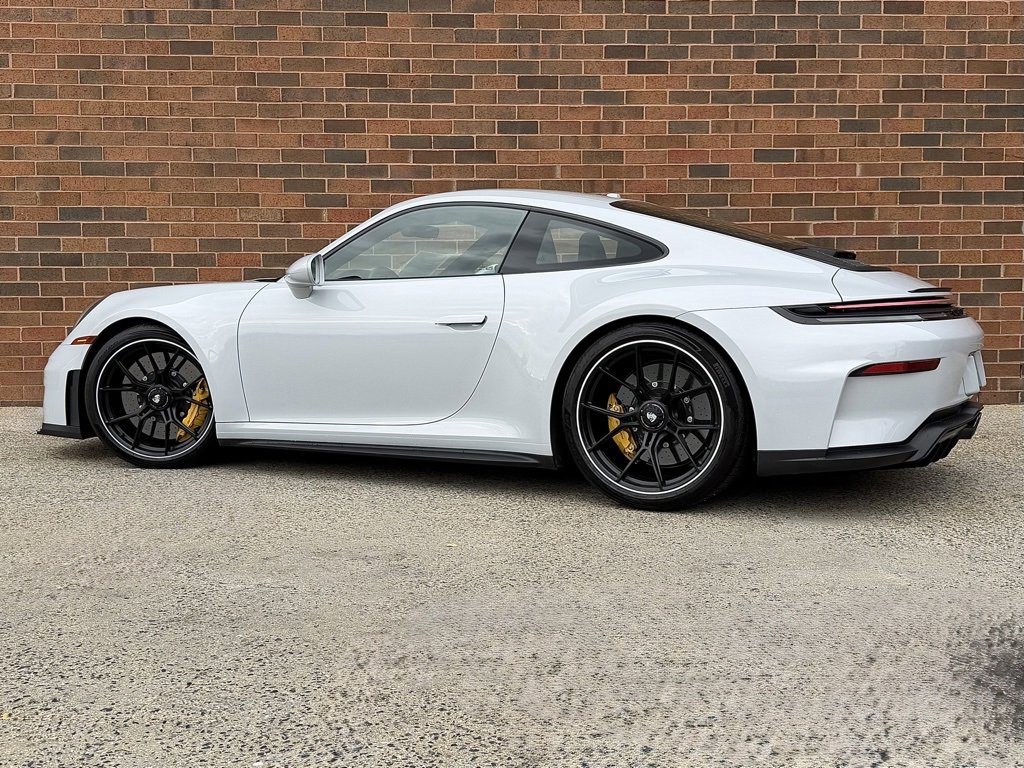 Certified 2025 Porsche 911 GT3 image 3
