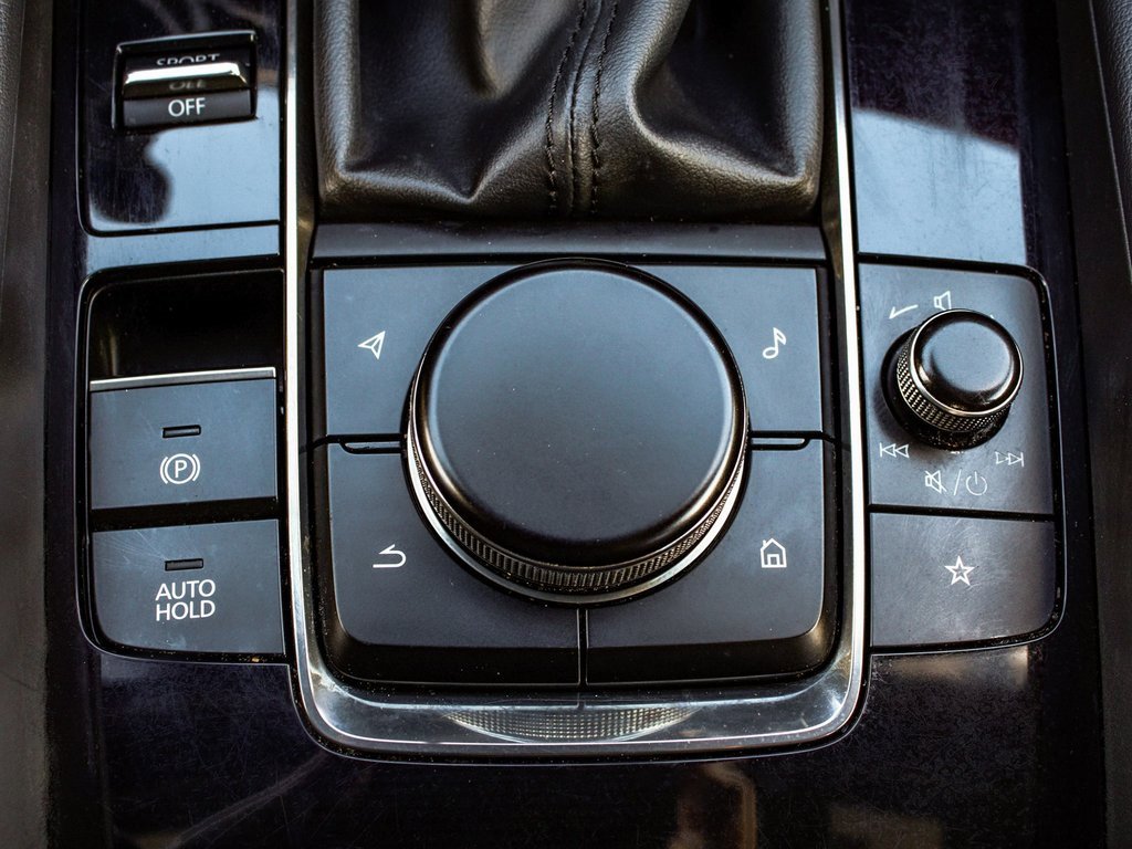 Used 2022 MAZDA MAZDA3 s image 25