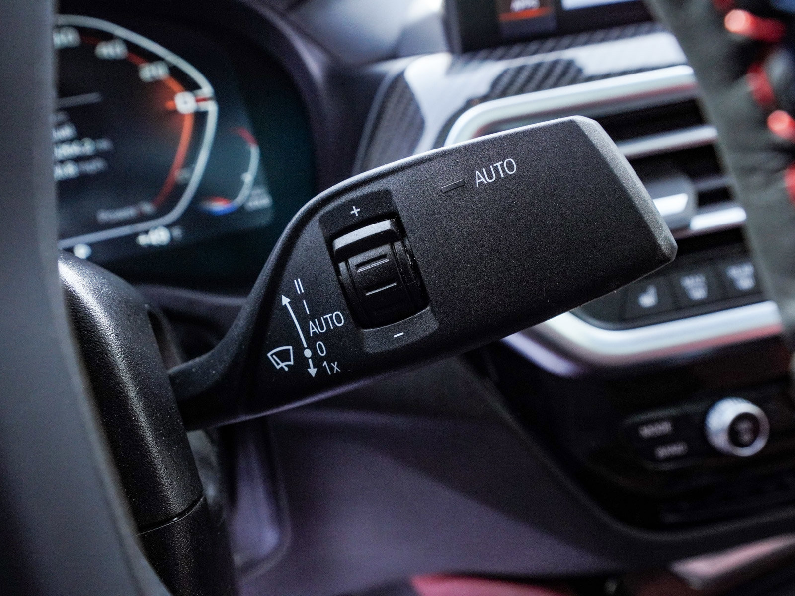 Used 2024 BMW X4 M40i image 34