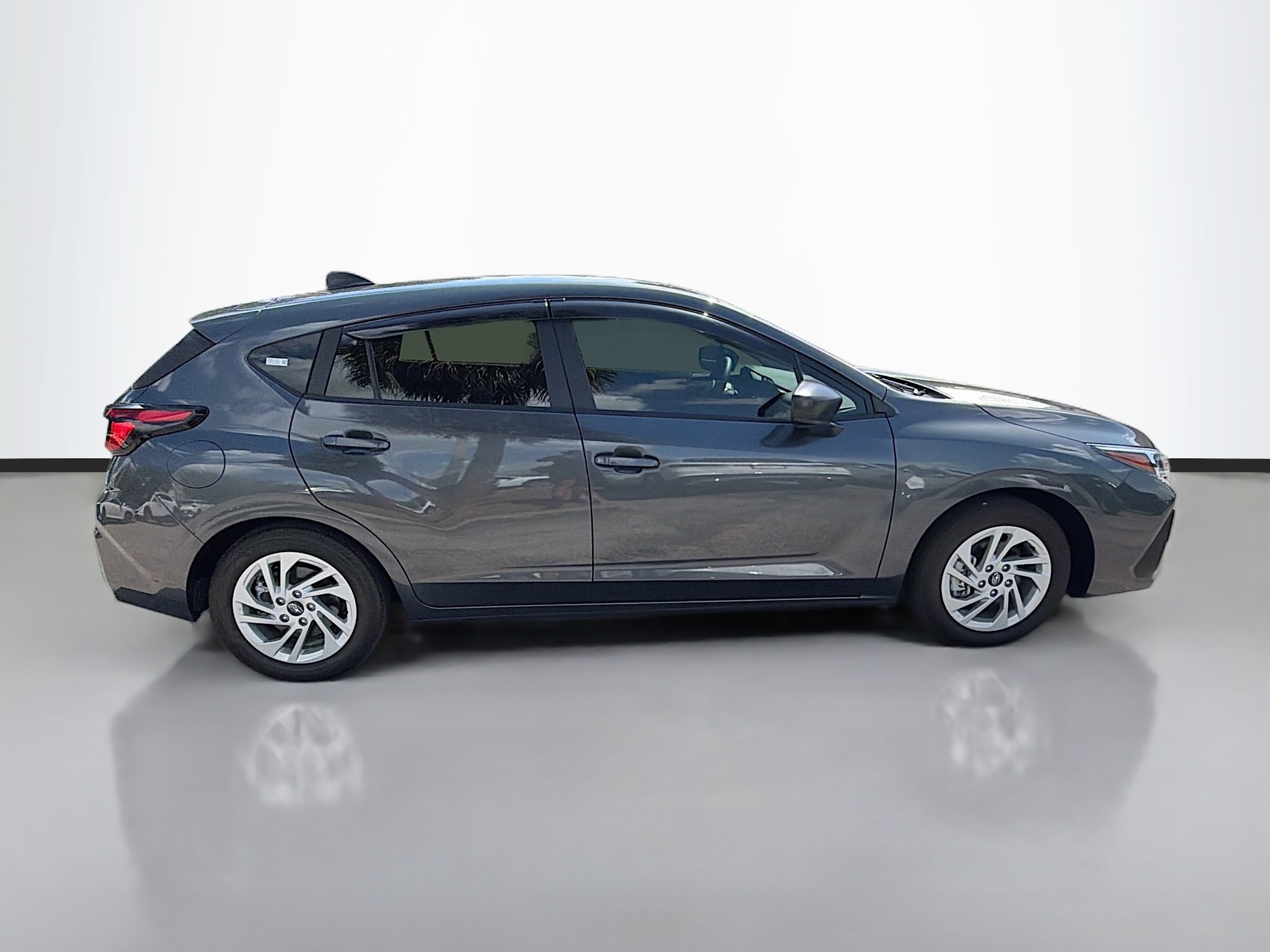 Used 2024 Subaru Impreza 2.0i image 2