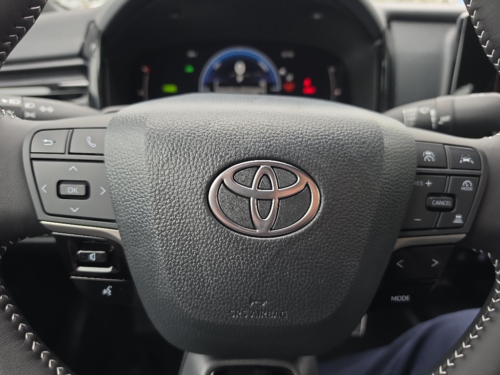 New 2026 Toyota Camry Hybrid w/ Convenience Package AWD/4WD image 26
