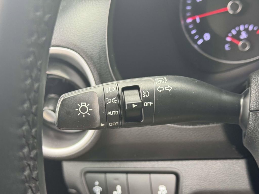 Used 2023 Kia Forte GT-Line image 20