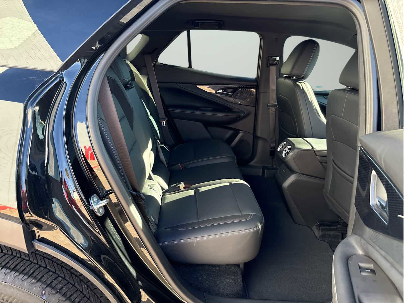 Used 2024 Chevrolet Blazer EV LT image 14