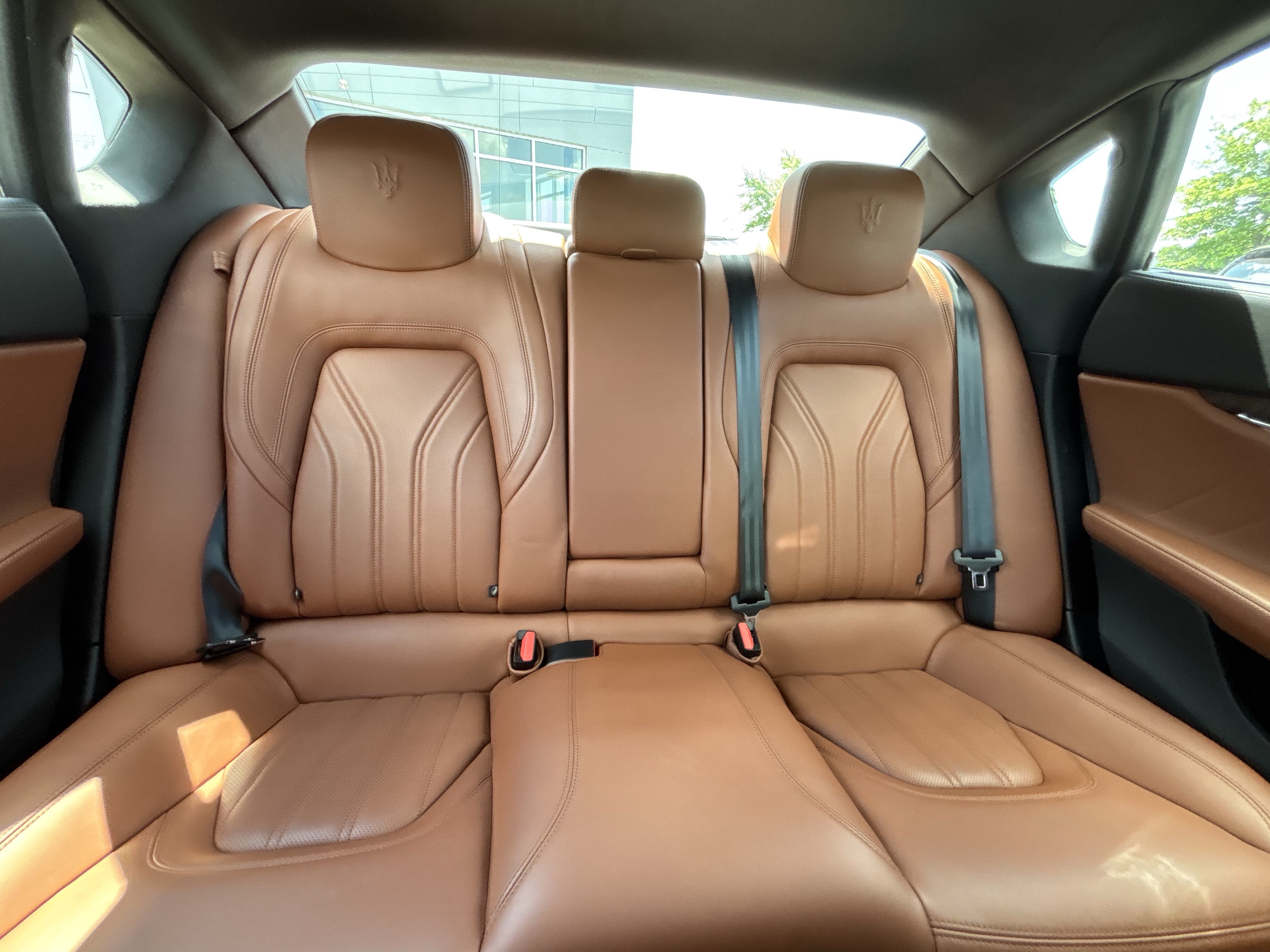 Used 2023 Maserati Quattroporte GT RWD image 36