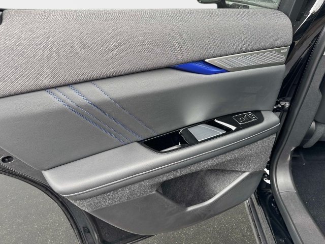 New 2027 Cadillac Optiq V w/ Carbon Fiber Package AWD/4WD image 10