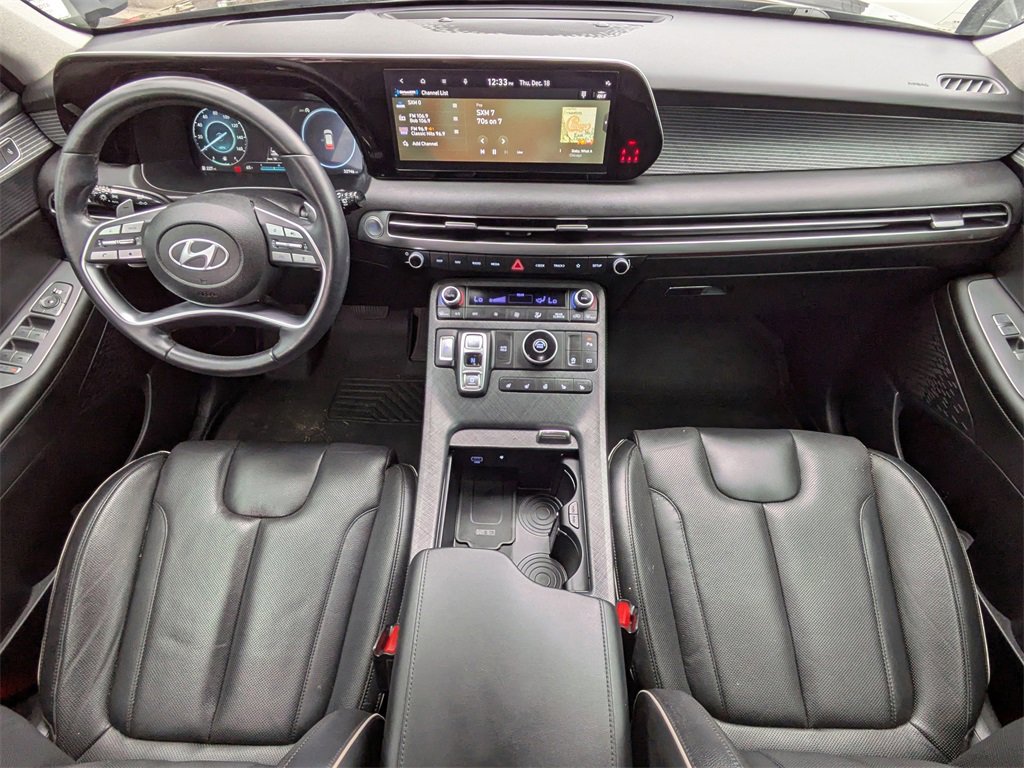 Used 2024 Hyundai Palisade Limited image 16