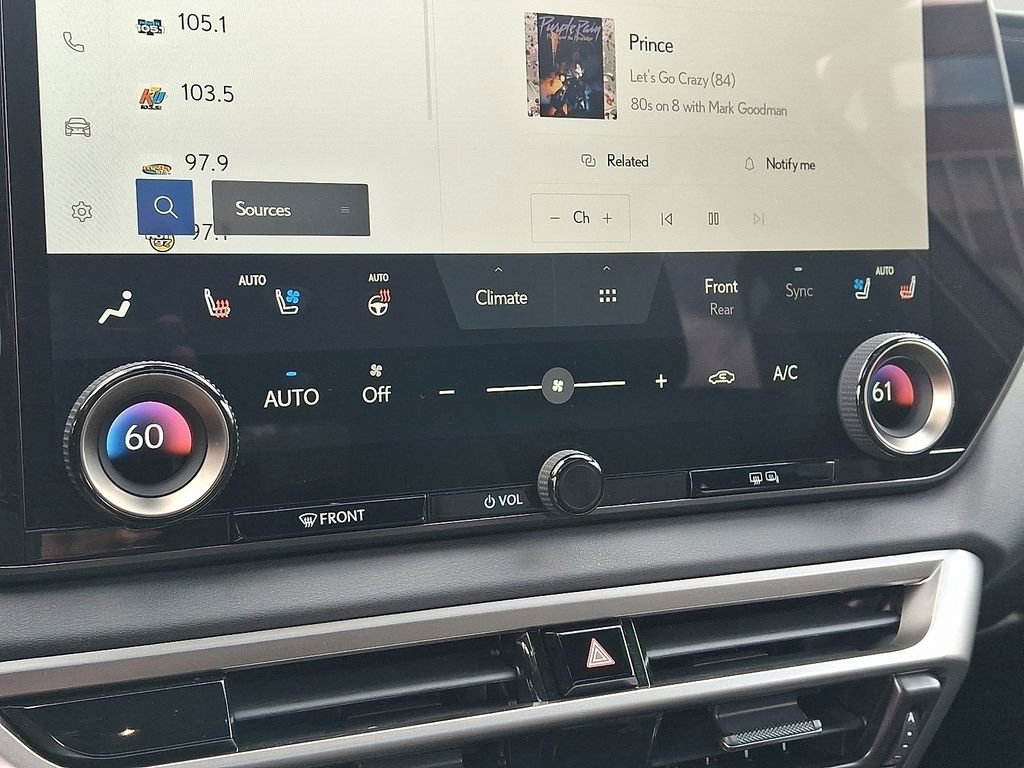 Used 2025 Lexus RX 350 Premium image 17