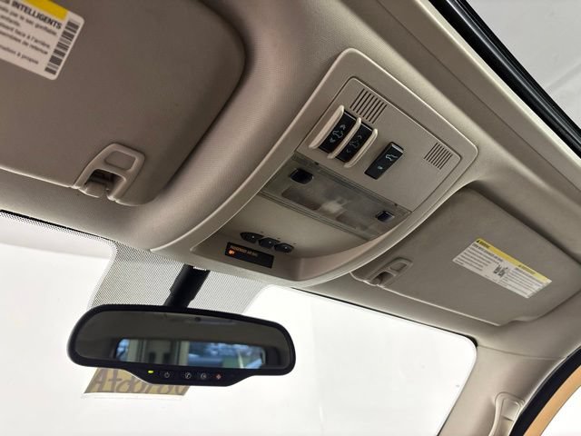Used 2010 Chevrolet Tahoe LTZ AWD/4WD image 20
