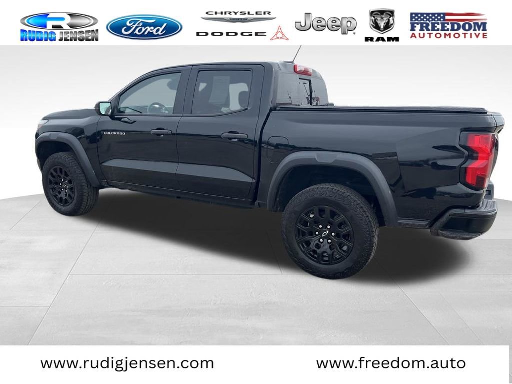 Used 2023 Chevrolet Colorado Trail Boss image 9