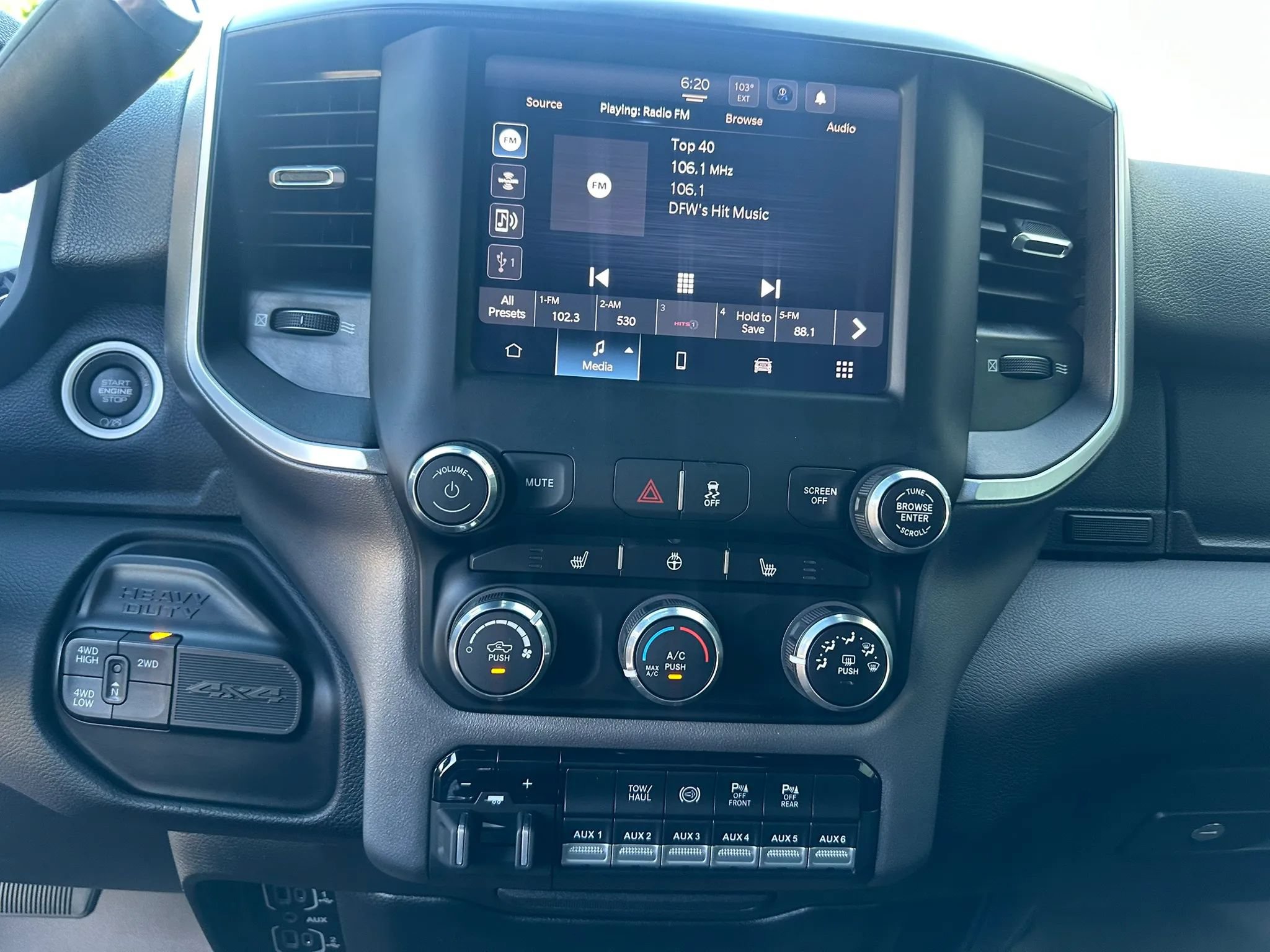 Used 2022 RAM 2500 Big Horn w/ Level C Equiment Group AWD/4WD image 41