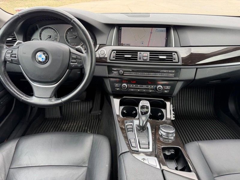 Used 2016 BMW 528i xDrive Sedan w/ Premium Package image 10