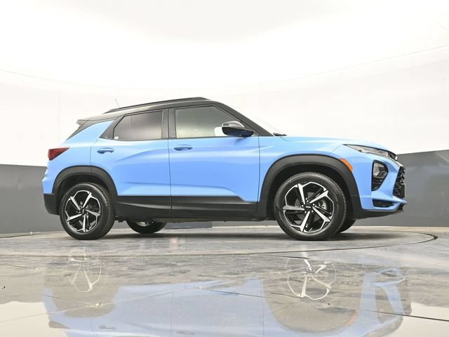 Used 2023 Chevrolet TrailBlazer RS w/ Sun and Liftgate Package FWD image 51