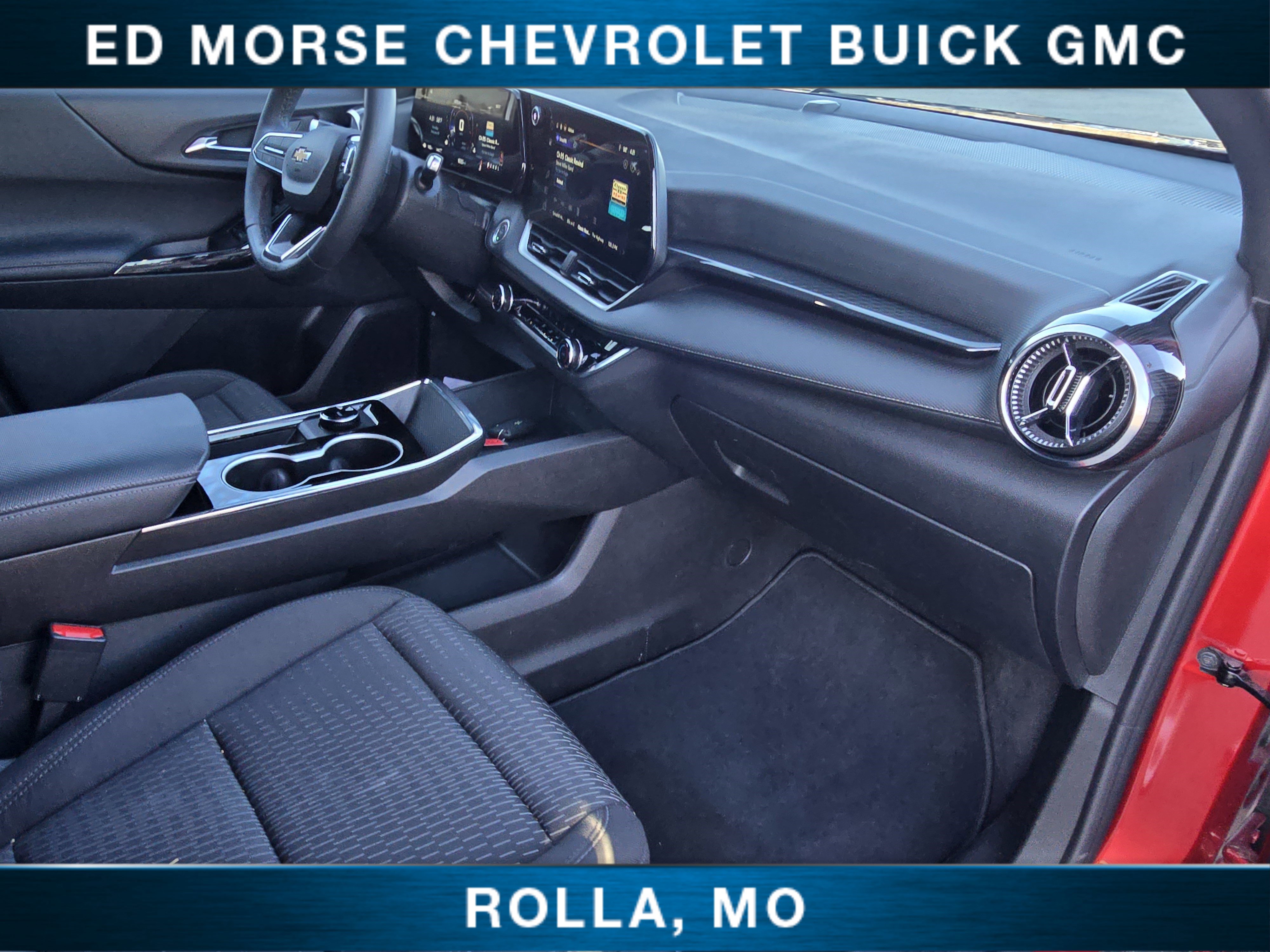 Used 2026 Chevrolet Equinox LT image 19