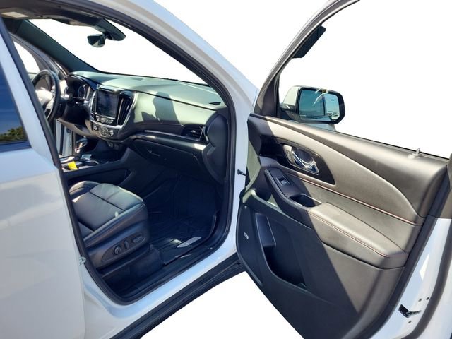 Used 2023 Chevrolet Traverse RS image 28