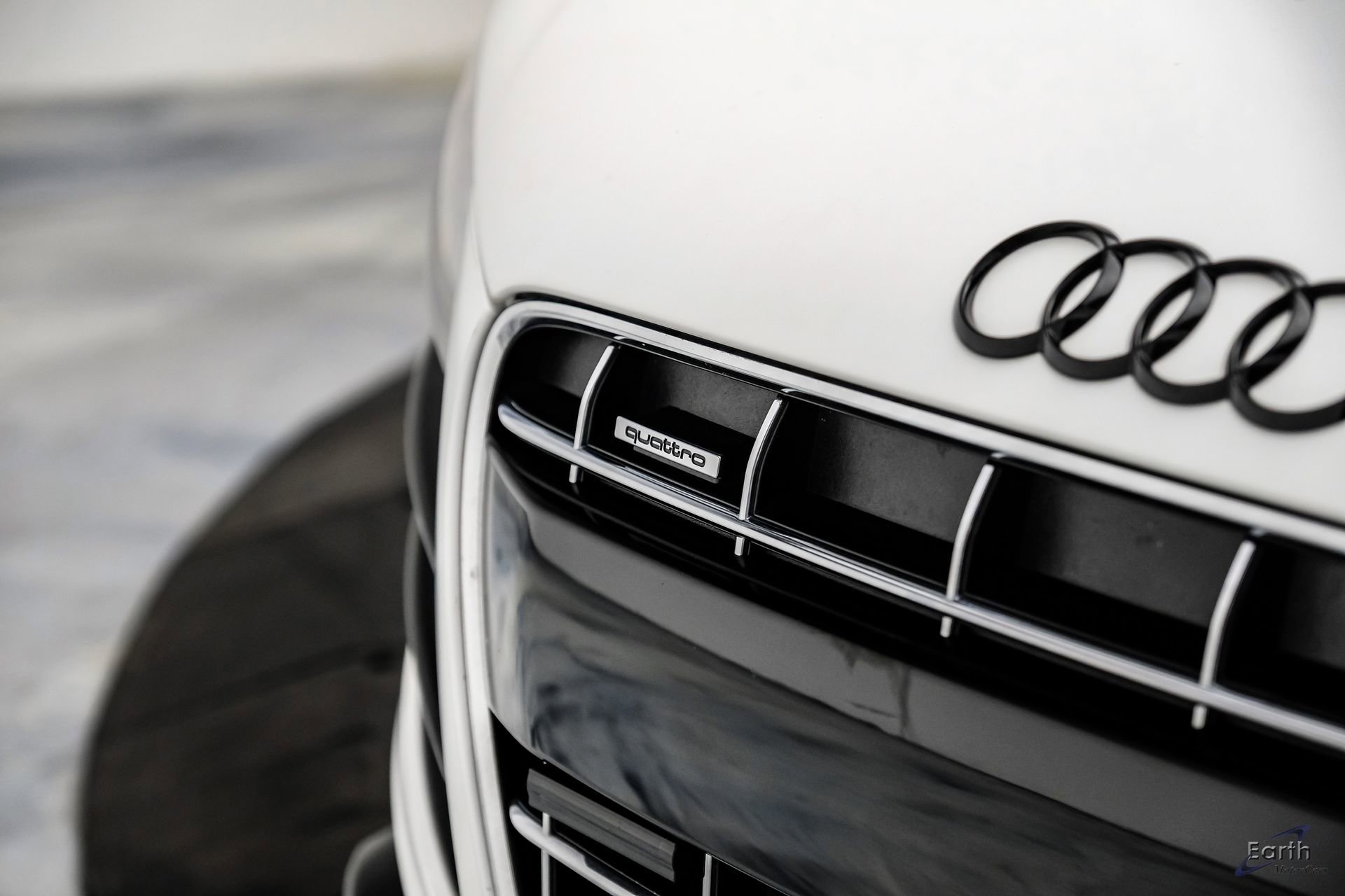 Used 2010 Audi R8 V10 image 38