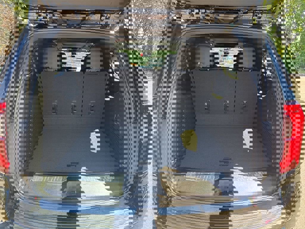 New 2025 GMC Yukon XL Denali w/ Sun & Power Step Package image 62