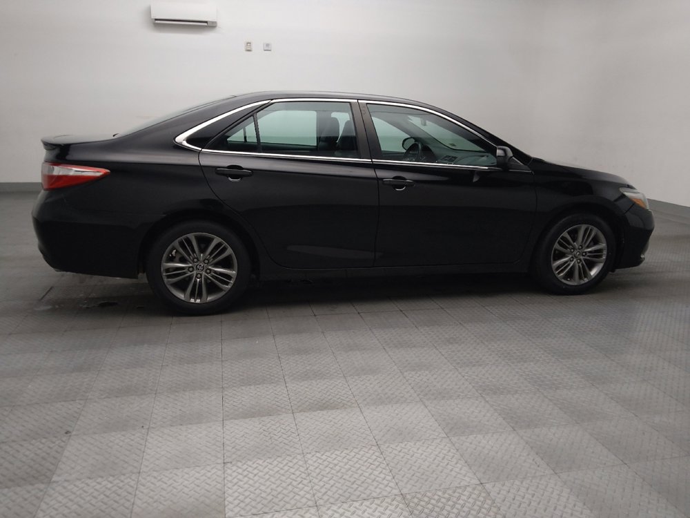 Used 2016 Toyota Camry SE image 11