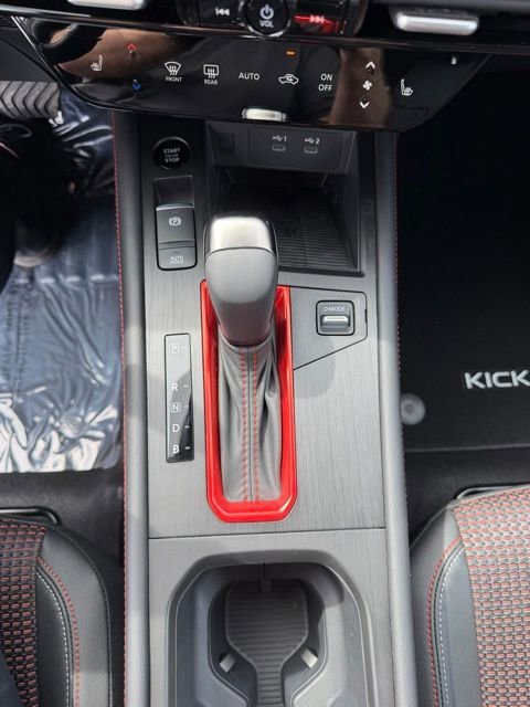 New 2026 Nissan Kicks SR AWD/4WD image 25