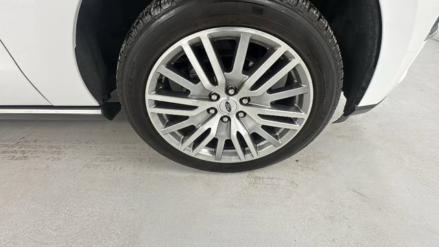 Used 2024 Ford Expedition Limited image 9