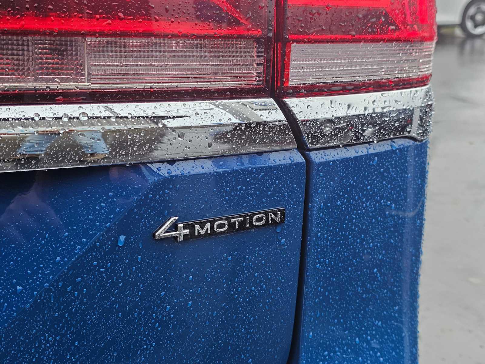 Used 2025 Volkswagen Atlas SEL image 17