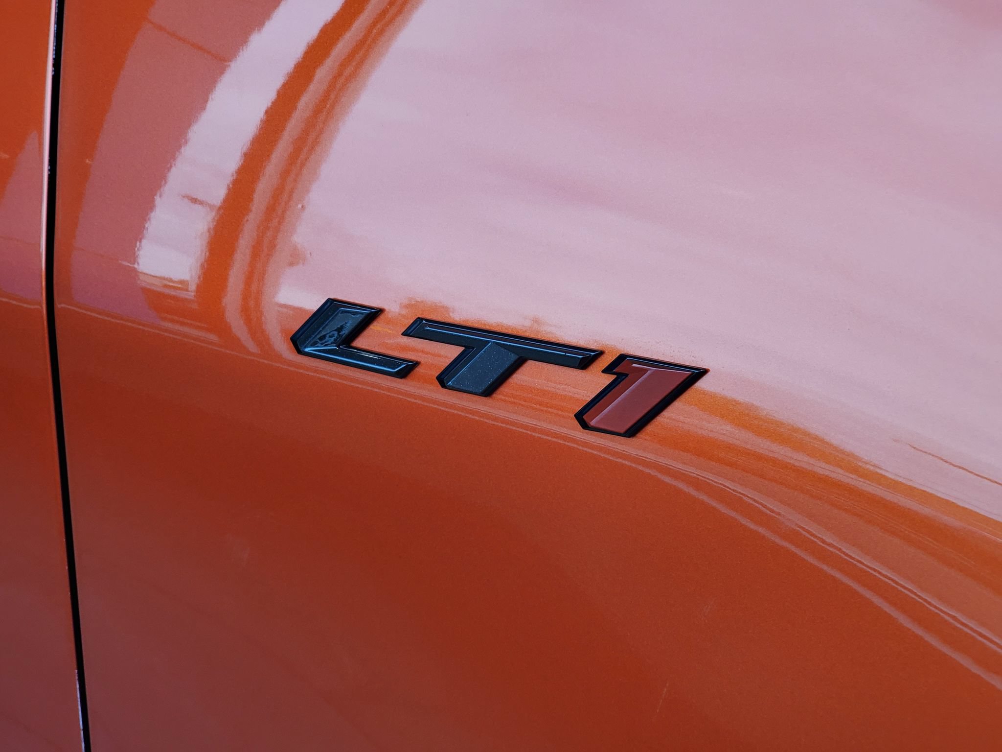 Used 2022 Chevrolet Camaro LT RWD image 8