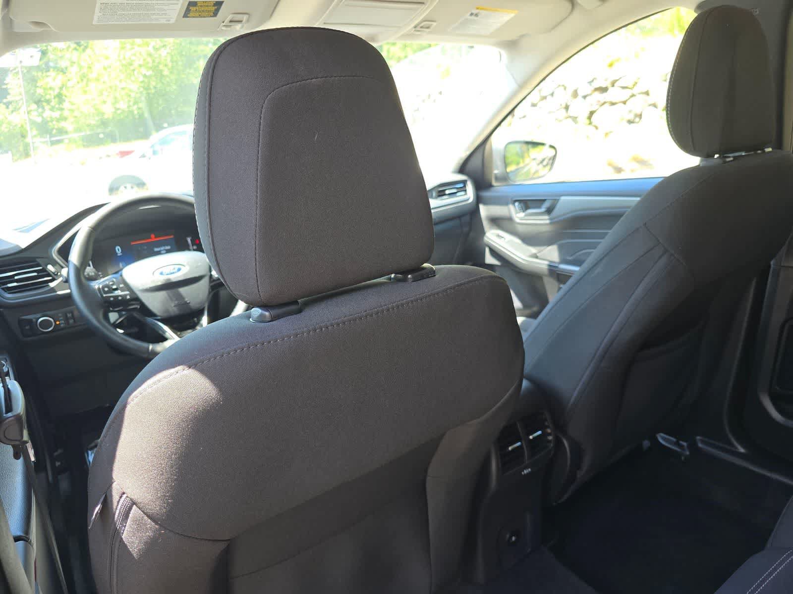 Used 2024 Ford Escape Active AWD/4WD image 10