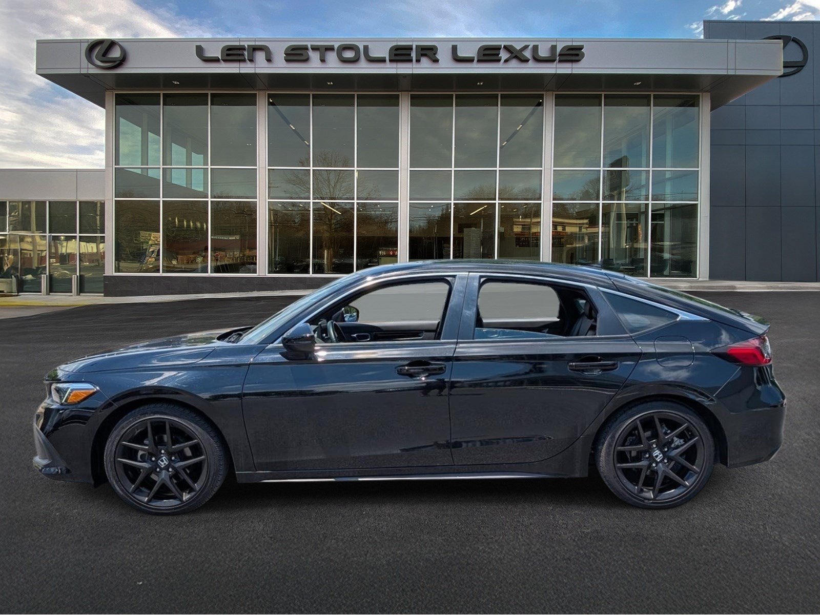 Used 2022 Honda Civic Sport Touring image 6