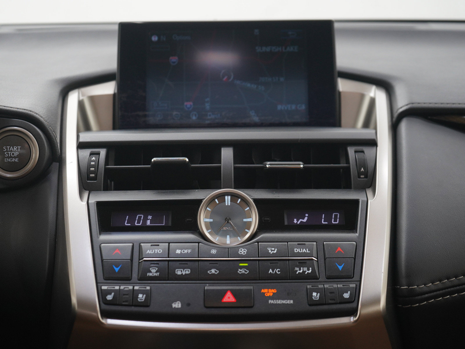 Used 2015 Lexus NX 200t AWD w/ Premium Package image 18