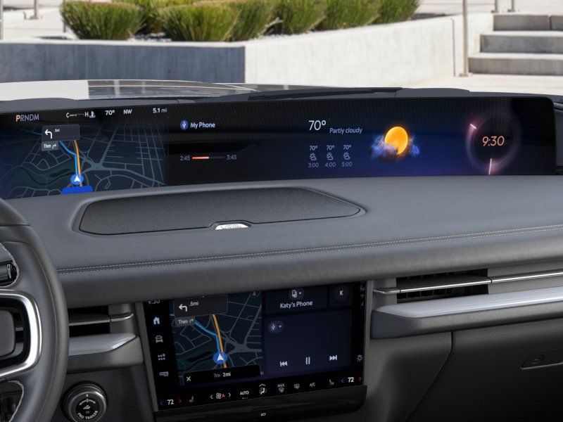 New 2026 Lincoln Navigator Reserve w/ Jet Appearance Package AWD/4WD image 14