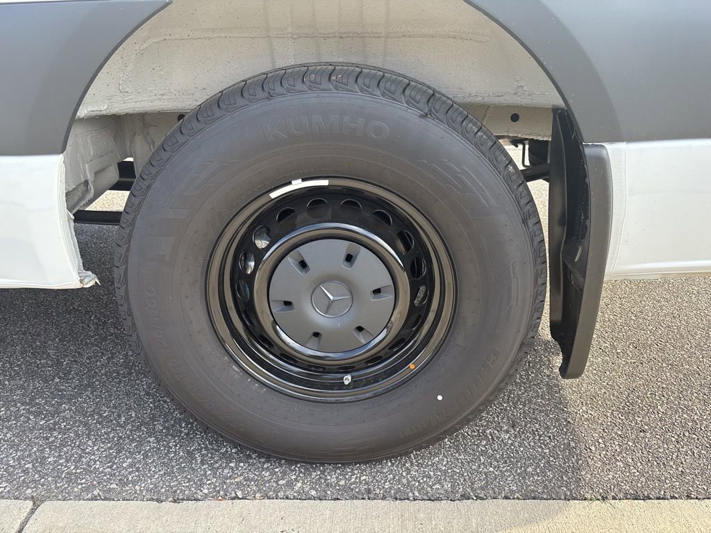 New 2026 Mercedes-Benz Sprinter 2500 image 11