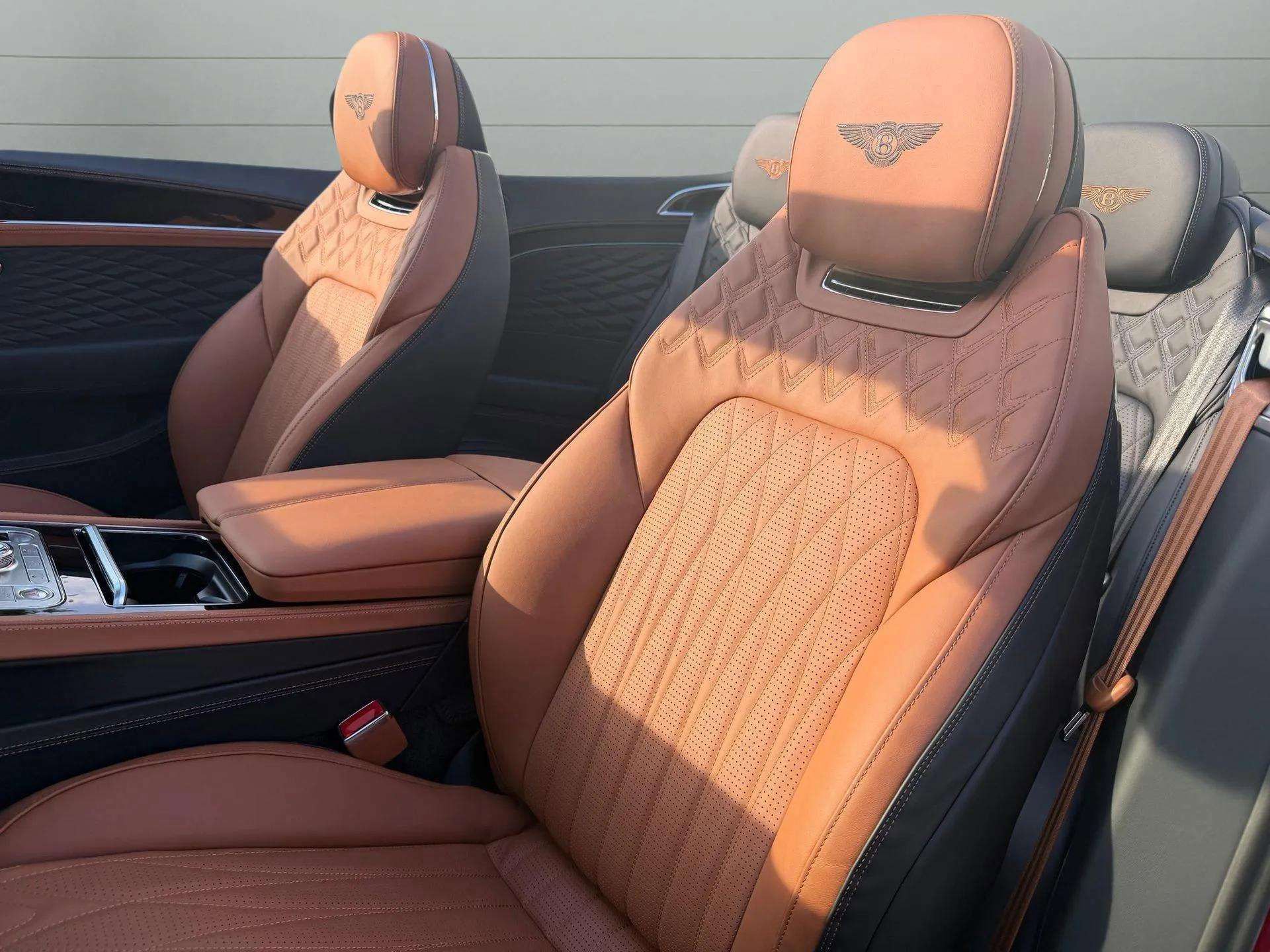 New 2026 Bentley Continental GTC AWD/4WD image 21