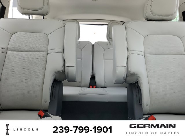 New 2026 Lincoln Aviator AWD image 29