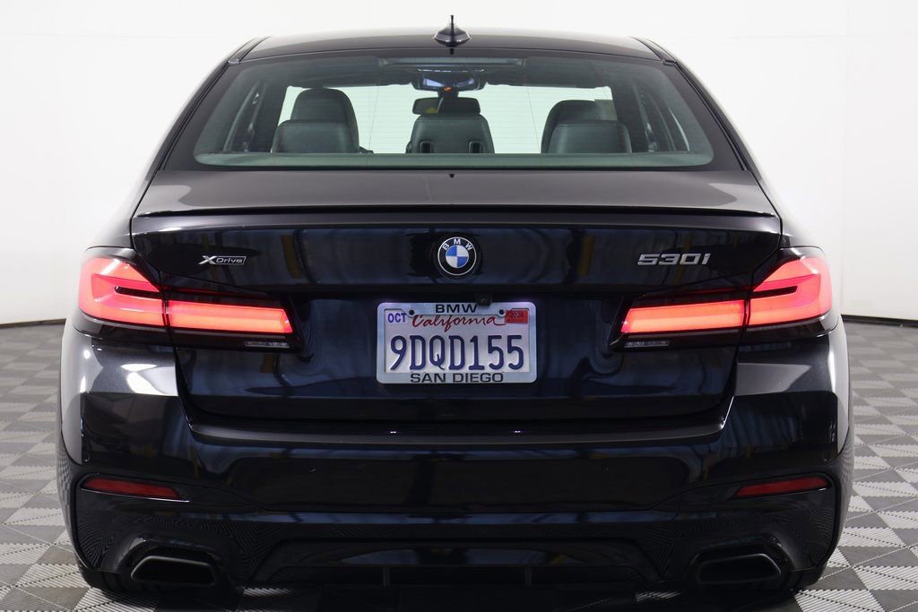 Used 2023 BMW 530i xDrive w/ M Sport Package AWD/4WD image 5