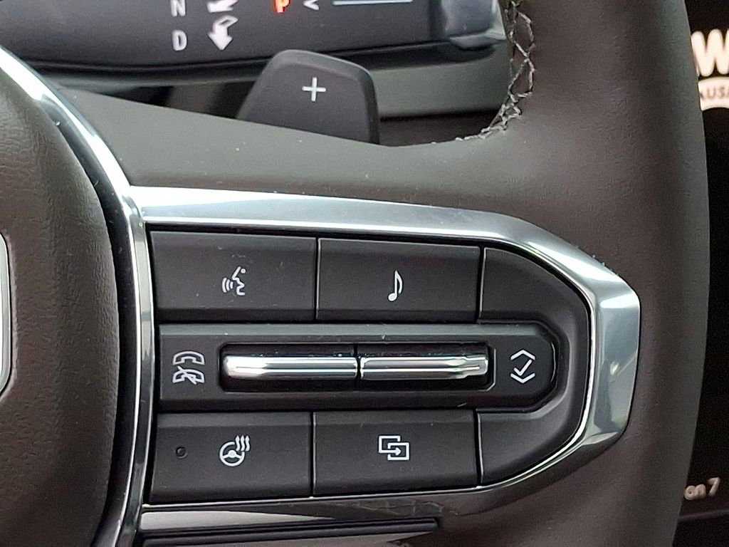 Used 2026 GMC Terrain Denali w/ LPO, Floor Liner Package image 25